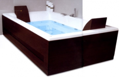 ERAPLUS FREESTANDING WHIRLPOOL C/W 2 HEADREST &amp; WASTE